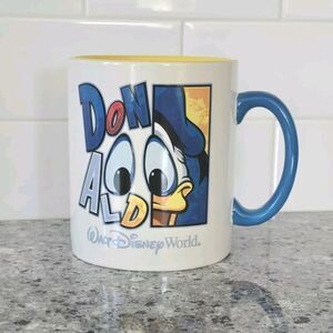 Vintage Walt Disney‎ World Donald Duck Coffee Mug Cup 24oz Colorful